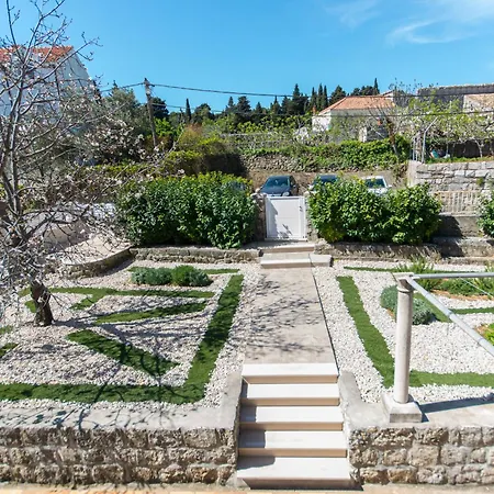 D&d דוברובניק