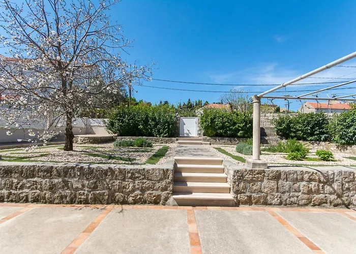 아파트 D&d 두브로브니크